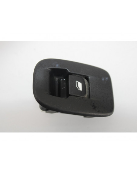 Recambio de mando elevalunas trasero izquierdo para peugeot 208 active referencia OEM IAM 96751119ZD