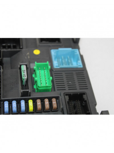 Caja reles / fusibles PEUGEOT 208 Active 2012