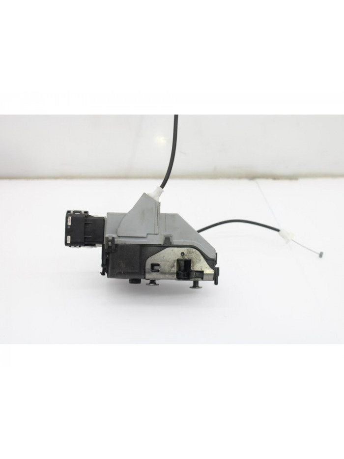 Recambio de cerradura puerta trasera derecha para peugeot 308 sw confort referencia OEM IAM 567154