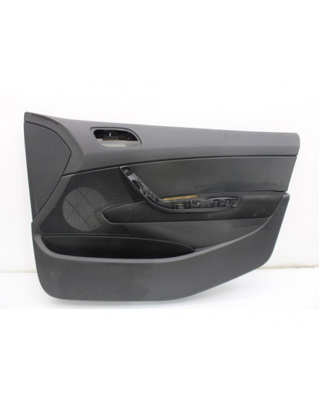 Recambio de guarnecido puerta delantera derecha para peugeot 308 sw confort referencia OEM IAM 9656771077