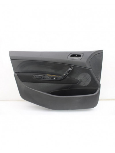 Recambio de guarnecido puerta delantera izquierda para peugeot 308 sw confort referencia OEM IAM 9656771177