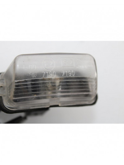 Luz matricula PEUGEOT PARTNER KOMBI Active 2011