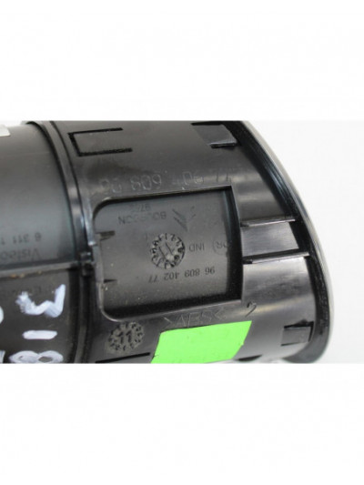 Recambio de portavaso para peugeot partner kombi active referencia OEM IAM 9680940677T.D.