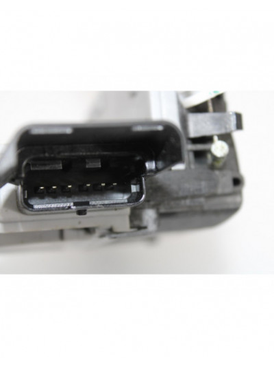 Recambio de cerradura puerta delantera izquierda para peugeot partner kombi active referencia OEM IAM PSA828411