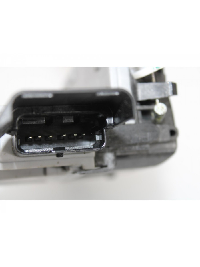 Recambio de cerradura puerta delantera izquierda para peugeot partner kombi active referencia OEM IAM PSA828411