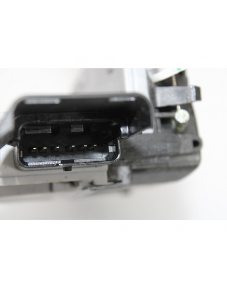 Recambio de cerradura puerta delantera izquierda para peugeot partner kombi active referencia OEM IAM PSA828411