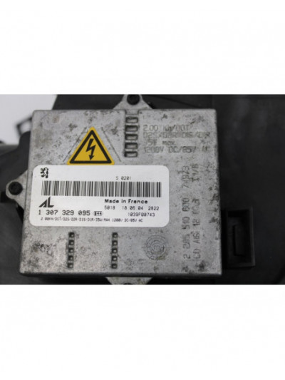Faro izquierdo PEUGEOT 407 SW Premium 2004