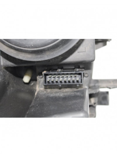 Faro izquierdo PEUGEOT 407 SW Premium 2004
