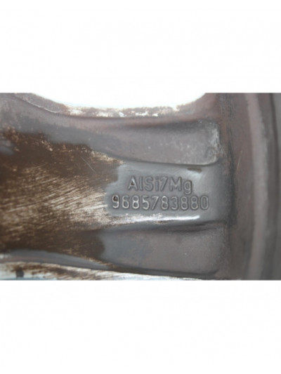 Recambio de llanta para peugeot 5008 premium referencia OEM IAM 9685783880