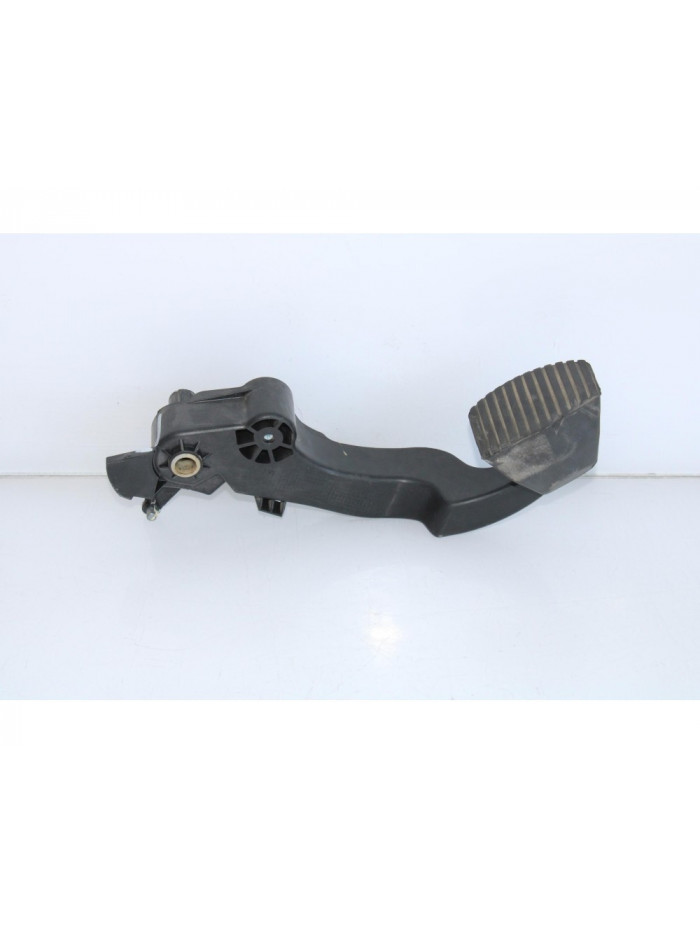 Pedal embrague PEUGEOT 2008 Allure 2016