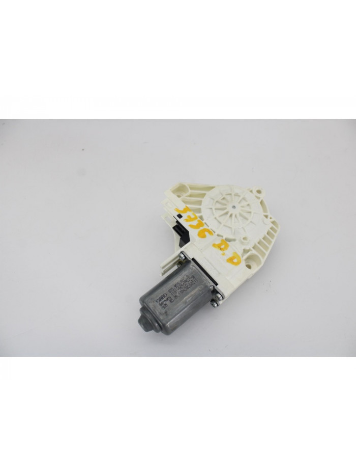 Motor elevalunas delantero derecho AUDI A5 SPORTBACK 2.0 TDI 2013