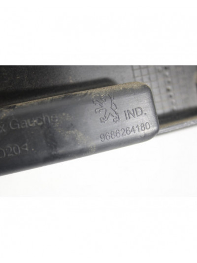 Recambio de soporte izquierdo paragolpe trasero para peugeot 5008 premium referencia OEM IAM 9686264180