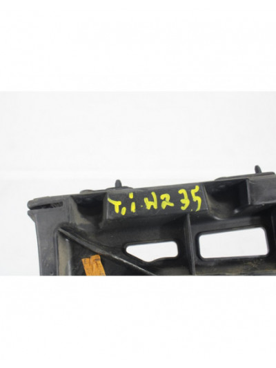 Recambio de soporte izquierdo paragolpe trasero para peugeot 5008 premium referencia OEM IAM 9686264380