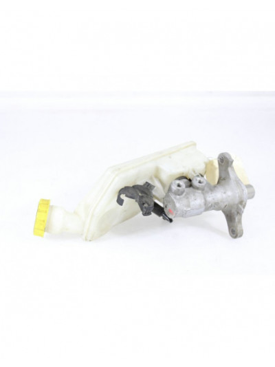 Recambio de bomba freno para peugeot 207 referencia OEM IAM 32067093