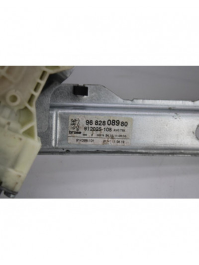 Elevalunas delantero derecho PEUGEOT 3008 Access 2011