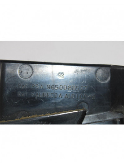 Rejilla aireadora PEUGEOT 207 1.6 16V HDi 2011
