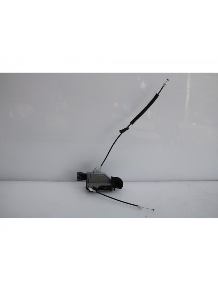 Recambio de cerradura puerta delantera izquierda para peugeot 3008 access referencia OEM IAM 9800623080