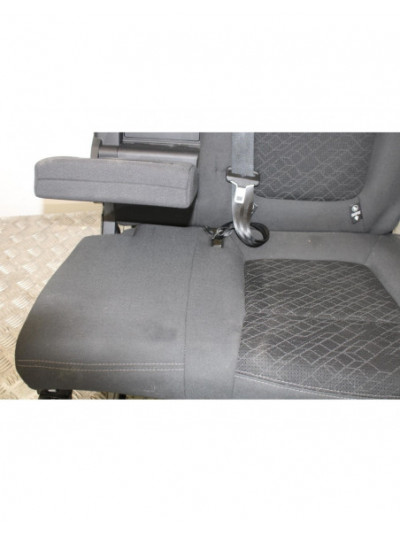 Recambio de asientos trasero izquierdo para peugeot 3008 active referencia OEM IAM OSCURO