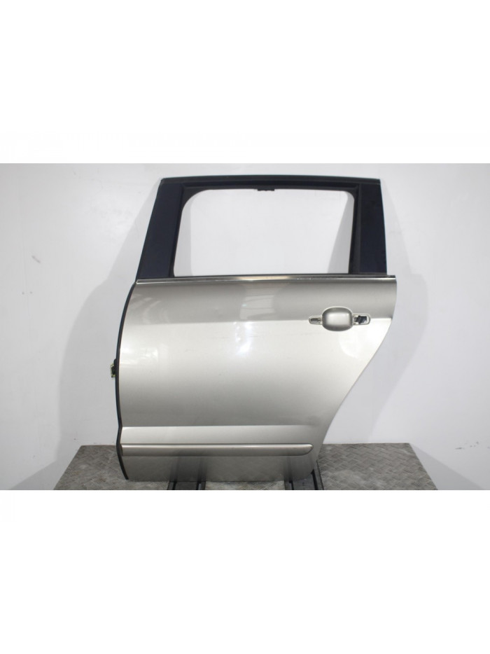 Recambio de puerta trasera izquierda para peugeot 5008 premium referencia OEM IAM 4235TI