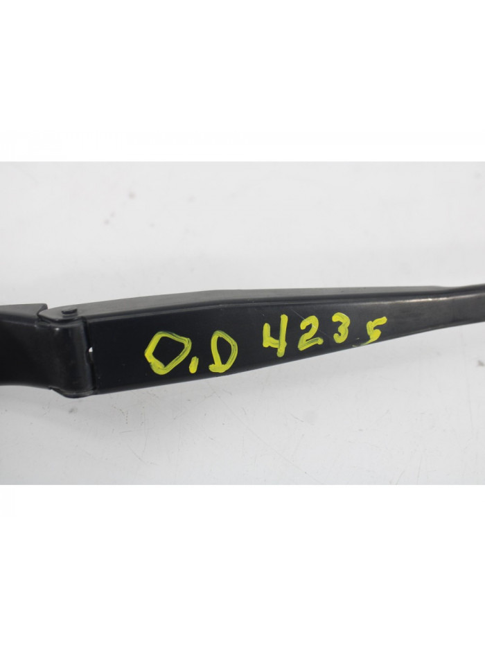 Recambio de brazo limpia delantero derecho para peugeot 5008 premium referencia OEM IAM 9683098980