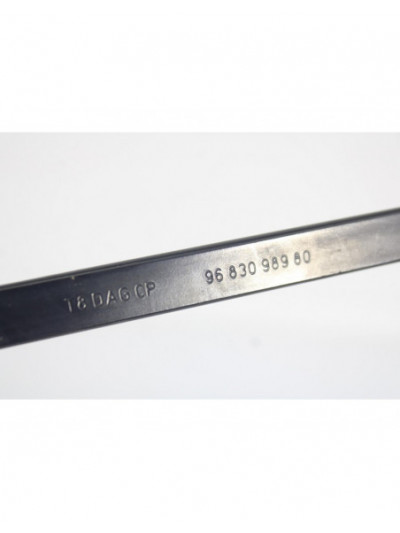 Recambio de brazo limpia delantero derecho para peugeot 5008 premium referencia OEM IAM 9683098980