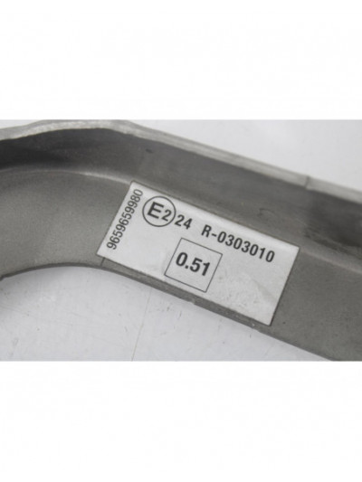 Bisagra capo izquierda PEUGEOT 5008 Premium 2010