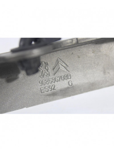 Bisagra capo izquierda PEUGEOT 5008 Premium 2010