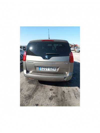 peugeot 5008 del año 2010