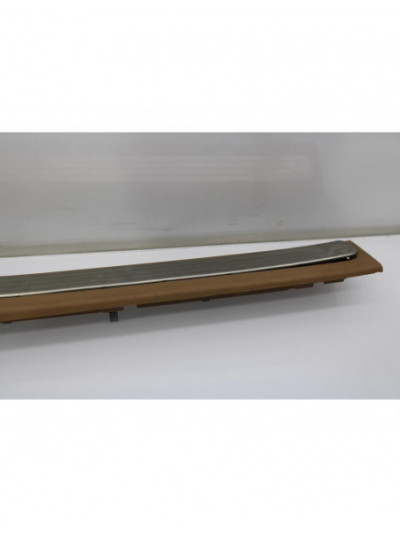 Recambio de rodapie izquierdo inferior para porsche cayenne (typ 9pa1) s referencia OEM IAM 7L0853369E