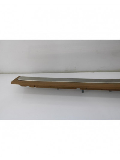 Recambio de rodapie derecho inferior para porsche cayenne (typ 9pa1) s referencia OEM IAM 7L0853370