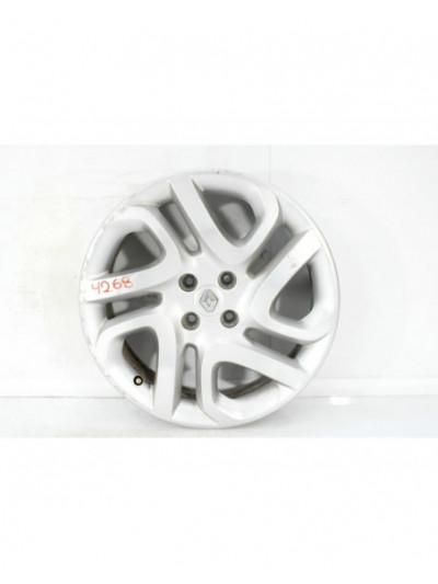 Recambio de llanta para renault captur dynamique referencia OEM IAM 4268/2