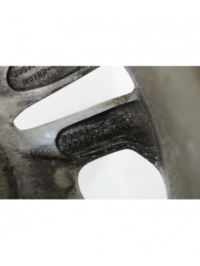 Recambio de llanta para renault captur dynamique referencia OEM IAM 4268/2