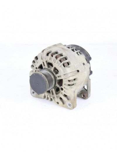 Recambio de alternador para renault kangoo express (fw0/1_) 1.5 dci 75 (fw07, fw10, fw04) referencia OEM IAM 231000026R