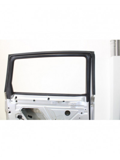 Puerta trasera izquierda AUDI Q7 4L 2007