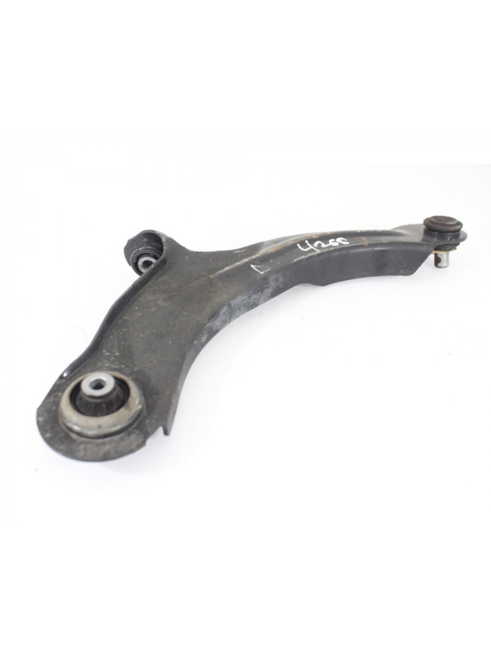 Recambio de brazo suspension inferior delantero derecho para renault captur dynamique referencia OEM IAM 4268D