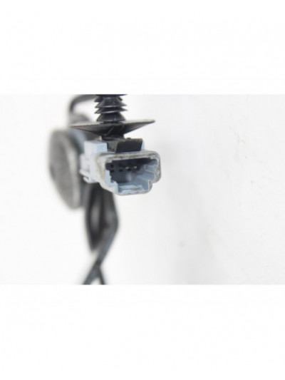 Anclaje cinturón delantero derecho RENAULT CAPTUR Dynamique 2013