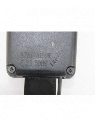 Anclaje cinturón delantero derecho RENAULT CAPTUR Dynamique 2013