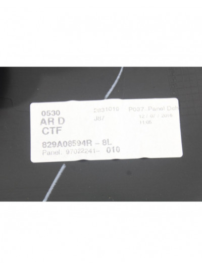 Guarnecido puerta trasera derecha RENAULT CAPTUR Dynamique 2013