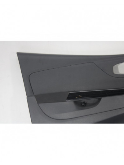 Guarnecido puerta delantera izquierda RENAULT CAPTUR Dynamique 2013
