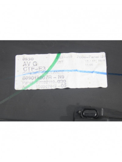 Guarnecido puerta delantera izquierda RENAULT CAPTUR Dynamique 2013
