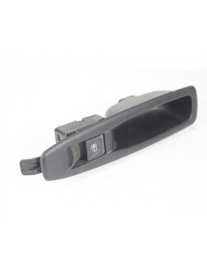 Recambio de mando elevalunas trasero derecho para renault captur dynamique referencia OEM IAM 829614619R