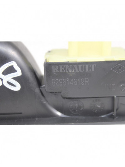Recambio de mando elevalunas trasero derecho para renault captur dynamique referencia OEM IAM 829614619R