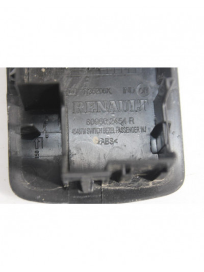 Mando elevalunas delantero derecho RENAULT CAPTUR Dynamique 2013