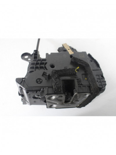 Recambio de cerradura puerta trasera derecha para renault captur dynamique referencia OEM IAM 805023047R