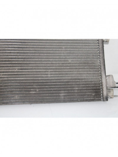 Condensador / radiador aire acondicionado RENAULT LAGUNA II Authentique 2005
