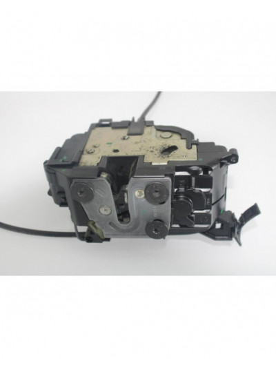 Recambio de cerradura puerta trasera izquierda para renault scenic iii dynamique referencia OEM IAM 825030032R