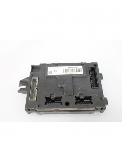 Recambio de modulo electronico para renault clio iv business referencia OEM IAM 284B17552R