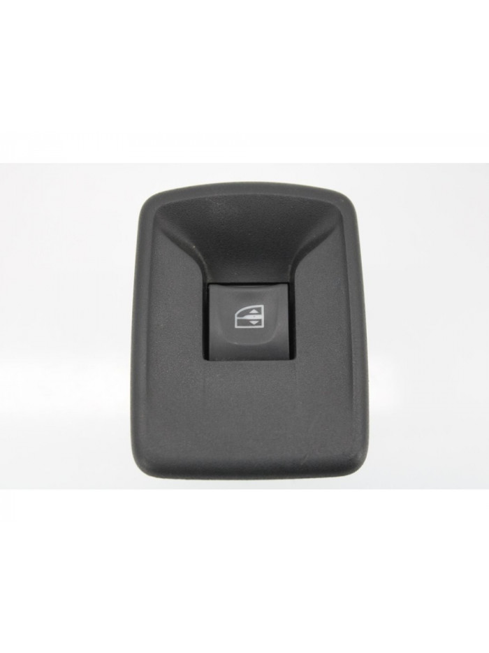 Mando elevalunas delantero derecho RENAULT KANGOO 1.5 dCi Diesel FAP 2014