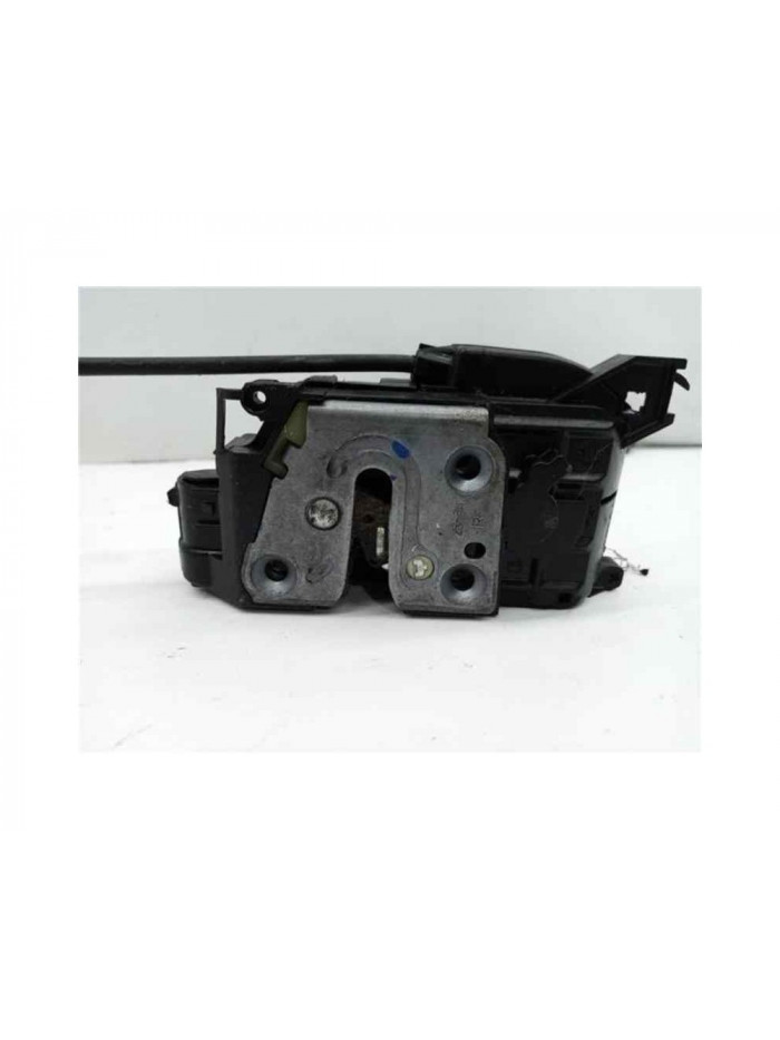 Recambio de cerradura puerta trasera derecha para renault megane iii berlina 5 p referencia OEM IAM 825020002RA