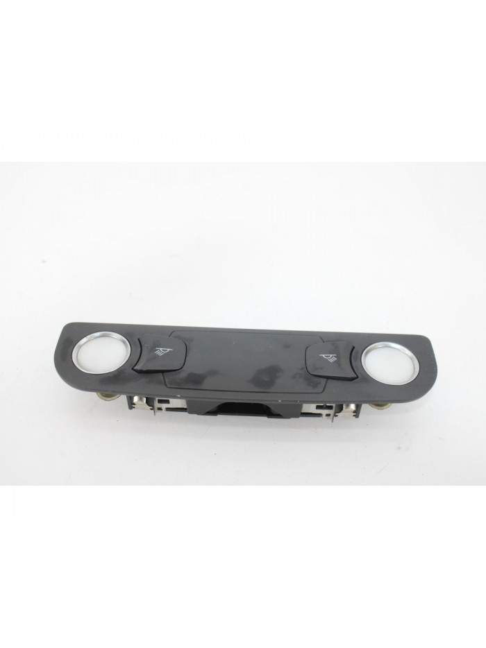 Recambio de luz interior para audi q7 4l referencia OEM IAM 4L0947111B
